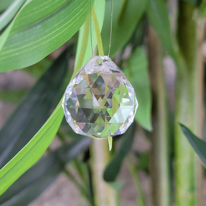 Crystal Faceted Sphere Prism .75"