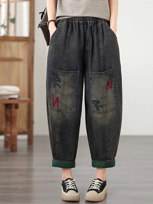 Artisanal Patch-Pocket Relaxed Tapered Pants in Denim Cotton, Women’s Jeans