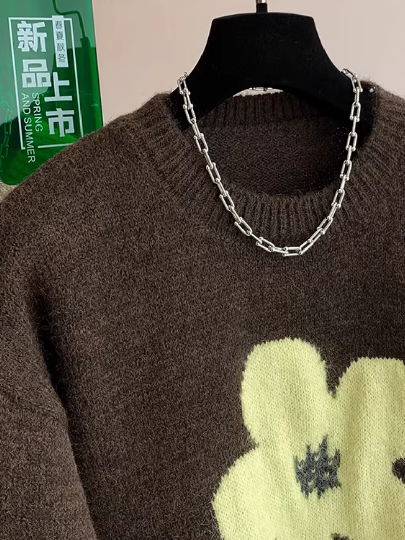 Chic Floral Intarsia Knit Sweater in Plush Acrylic Blend Comfort