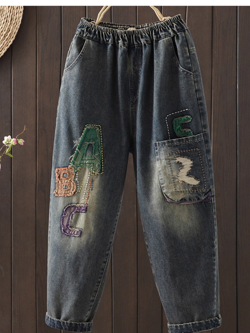 Women's  Perfect Retro Jeans Embroidered  Patch Loose Bottom