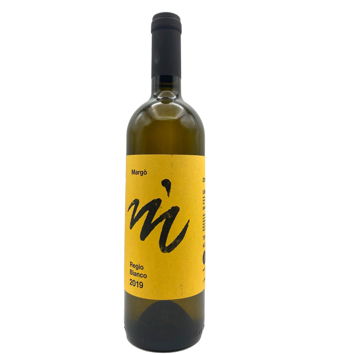 Cantina Margo wine bottle, white wine label, 2022 vintage.