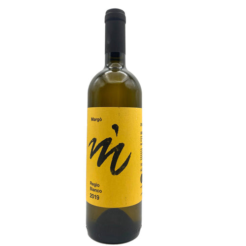 Cantina Margo wine bottle, white wine label, 2022 vintage.