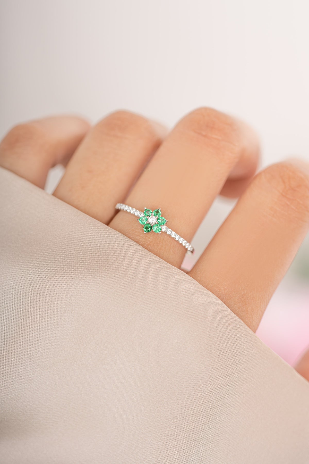Emerald Flower Ring