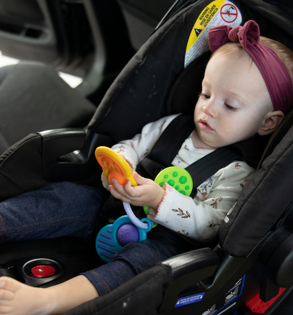 Fat Brain Toys Dimpl Clutch Toy