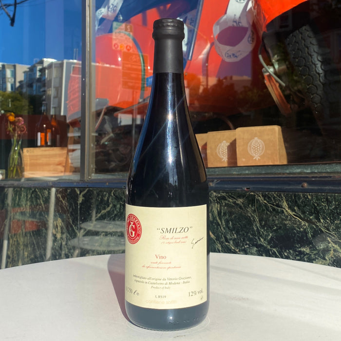 Graziano Rosato Smilzo 2021 wine bottle in dark glass with front label