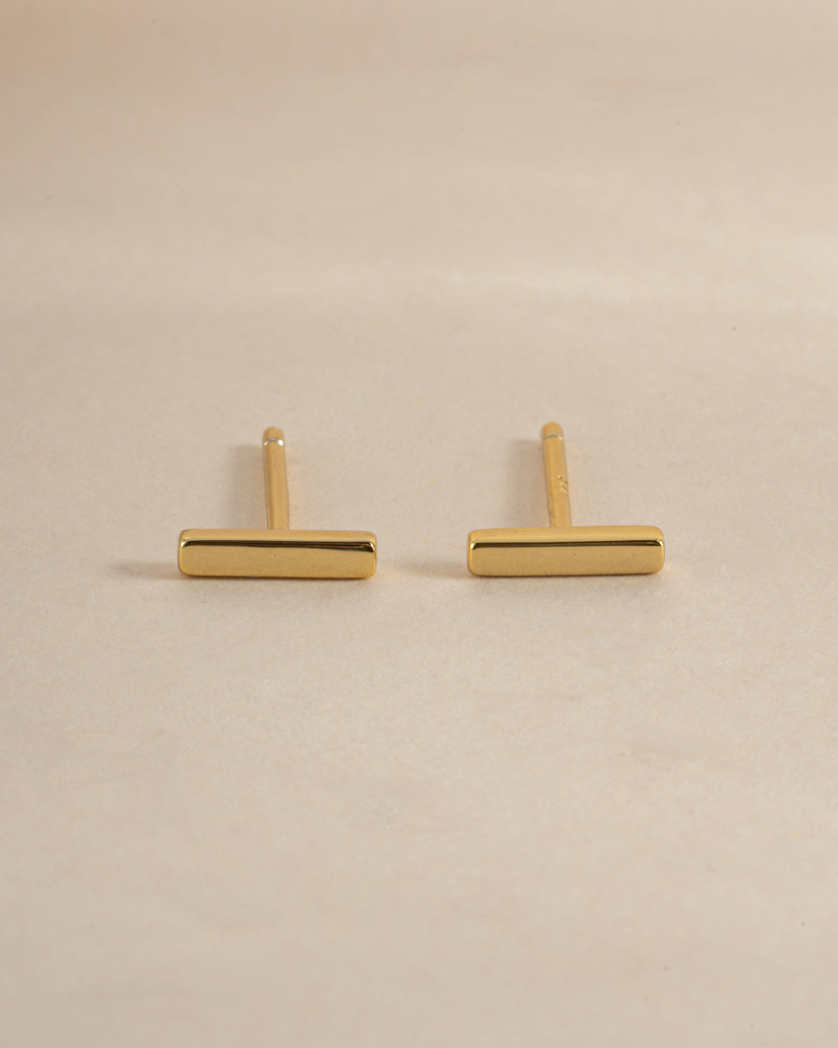 Plain Bar Studs