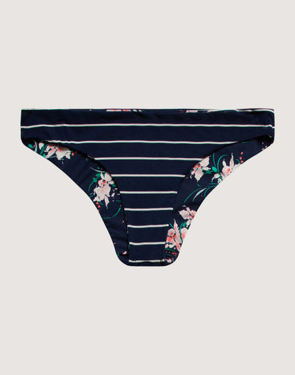 Sanitas Reversible Bottom: Nautical/Bouquet - FINAL SALE
