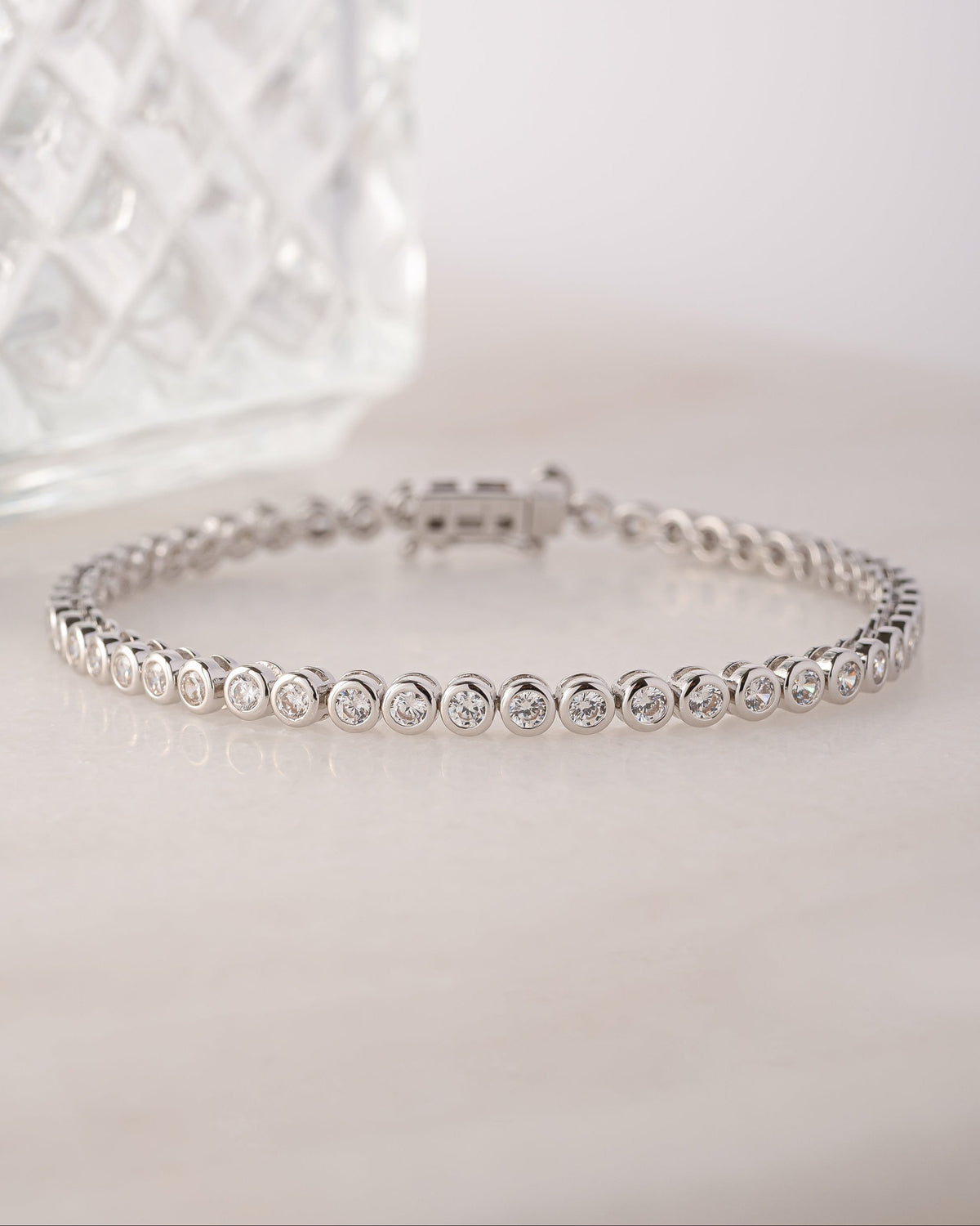 Round Bezel Tennis Bracelet